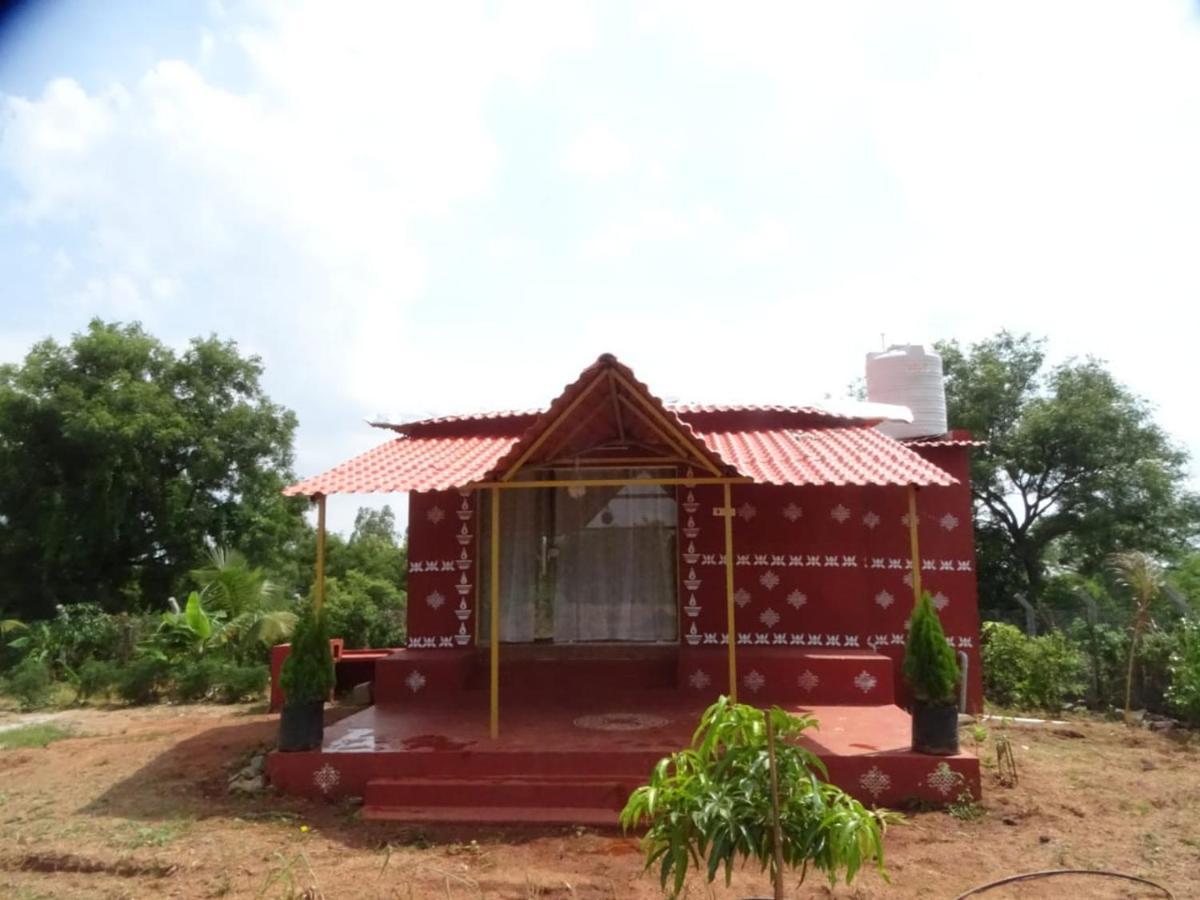 Mangohut Farmhouse Pool Villa Hyderabad Exterior foto