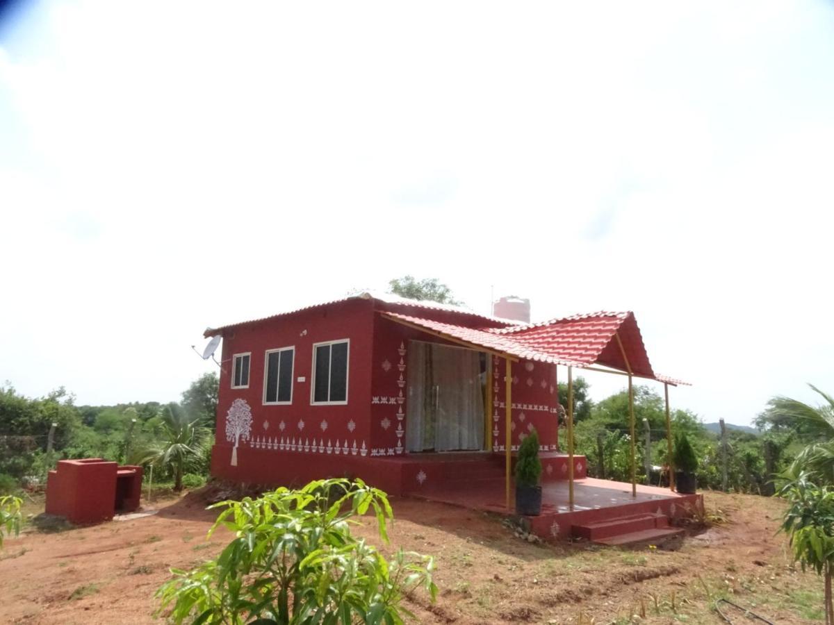Mangohut Farmhouse Pool Villa Hyderabad Exterior foto