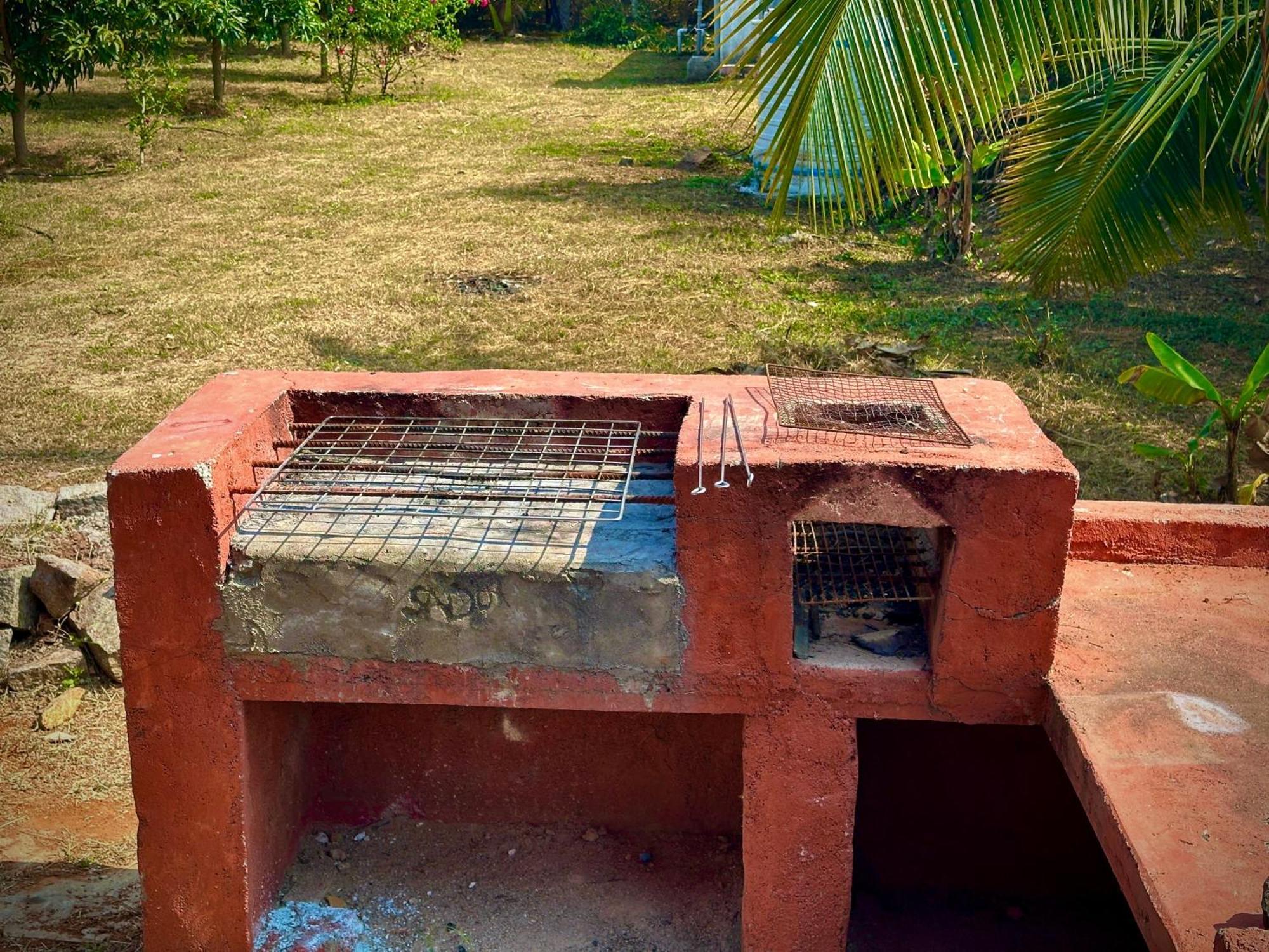 Mangohut Farmhouse Pool Villa Hyderabad Exterior foto